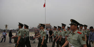 Mehrere Tote auf Pekings Tiananmen-Platz