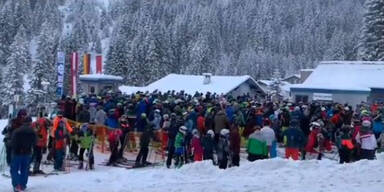 Video zeigt Menschen-Massen in Skigebiet