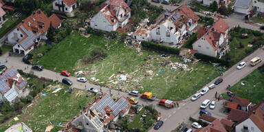 Tornado verwüstet Dorf in Bayern