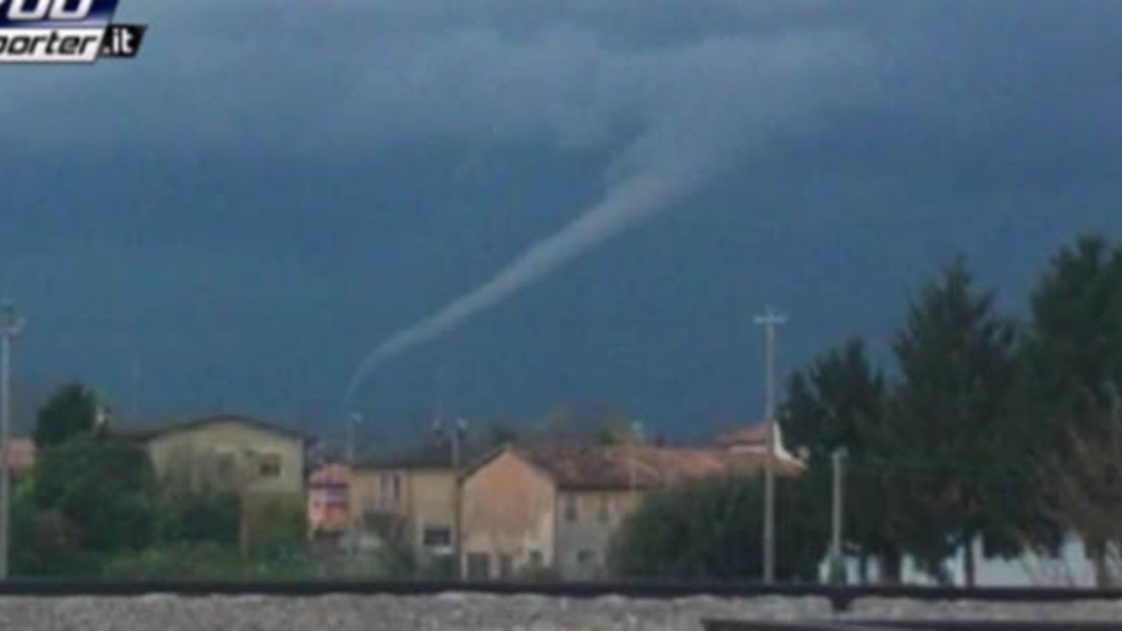 Tornado wirbelte in der Nähe von Jesolo oe24.at