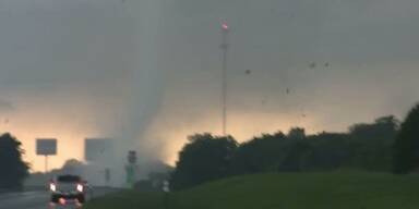 Amateurvideo zeigt Oklahoma Tornado