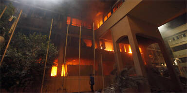 Regierungsgebäude in Tripolis beschossen