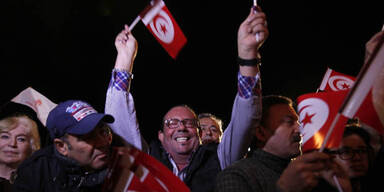 Essebsi-Lager verkündete Wahlsieg