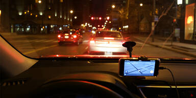 Navigation Taxi Uber AUto Autofahrt