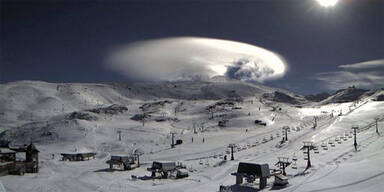 UFO-Wolke schockiert Skifahrer