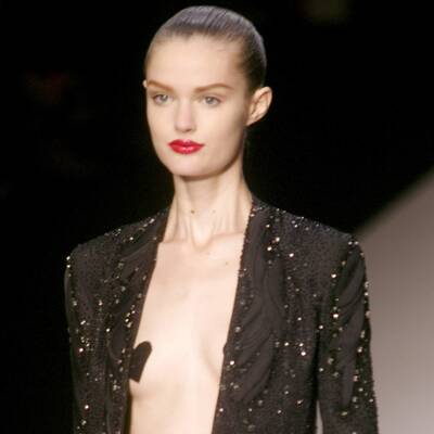 Paris Fashion Week: Brüste statt Mode