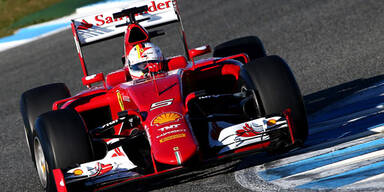 Vettel am ersten Tag im Ferrari Schnellster