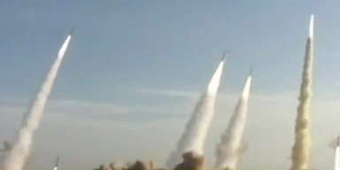 Iran feuert Raketen in der Wüste ab