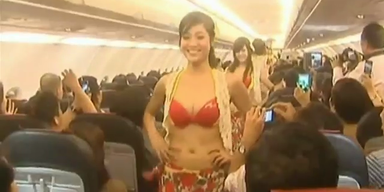 Bikini-Show an Bord: Airline bekommt Strafe