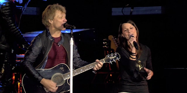 Bon Jovi rockt mit Christina Stürmer