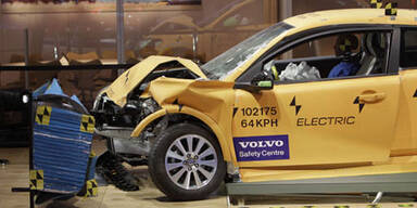 Volvo zeigt Crashtest-Video vom C30 Electric