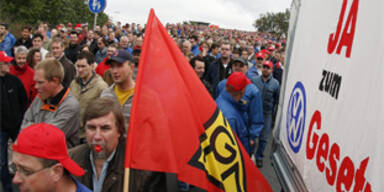 40.000 Arbeiter bei Demonstration für VW-Gesetz