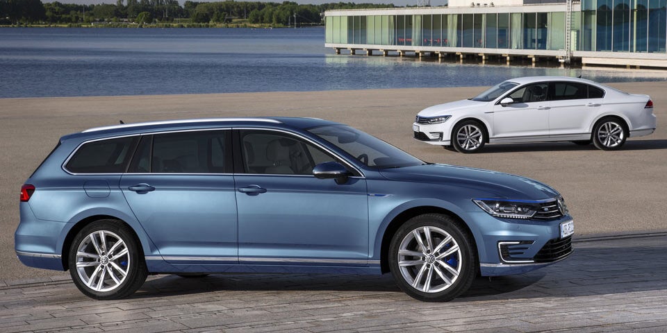 VW macht Passat und Touran günstiger