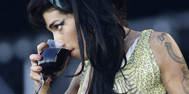 Amy Winehouse: Drei Alkohol-Blackouts