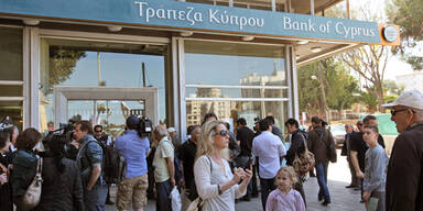 Zyperns Banken wieder geöffnet